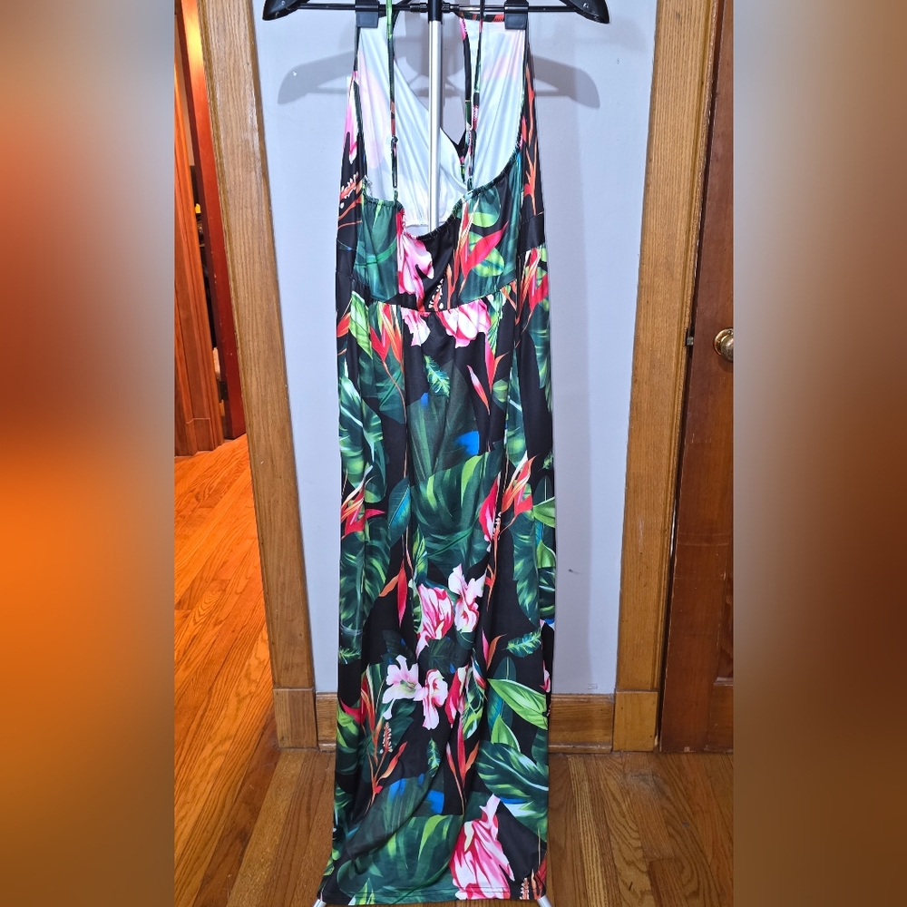 Floral Maxi Dress with Tropical Print - Picture 3 of 3
